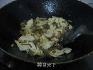 雪菜茨菰的做法步骤：5