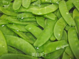 腊肠荷兰豆的做法步骤：2