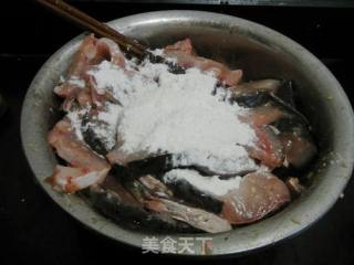油爆青鱼片的做法步骤：4
