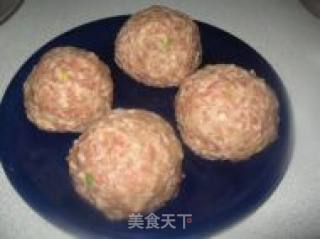 蒸狮子头的做法步骤：2