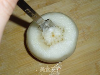 金桔川贝炖梨的做法步骤：2
