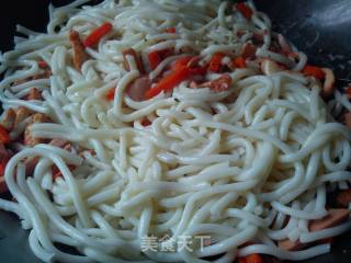 什锦炒乌冬的做法步骤：4