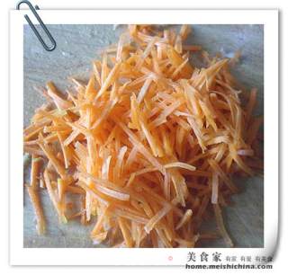 蒜香土豆丝的做法步骤：4