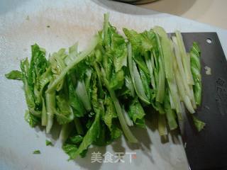 鲜蘑菇焖乌冬面的做法步骤：2