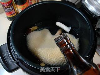 豉椒洋葱炒牛肚的做法步骤：1