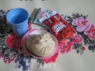 家常芹菜大肉包的做法步骤：8