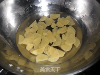 酱香豇豆土豆片的做法步骤：4