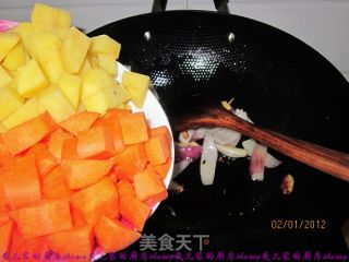 咖喱牛肉的做法步骤：7