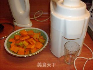 南瓜面条的做法步骤：1