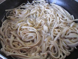 红油豆腐皮的做法步骤：4