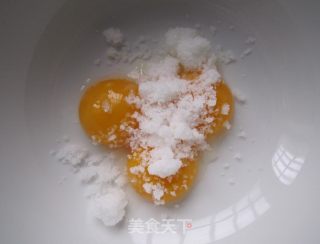纸杯小蛋糕的做法步骤：2