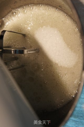 【我的烘焙时间】如此性感，如此美丽--我的粉红豹纹蛋糕卷的做法步骤：15