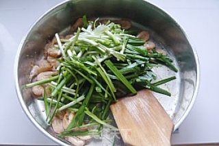 韭菜炒河虾的做法步骤：6