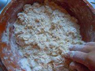 适合新手的韭菜鸡蛋素水饺的做法步骤：4