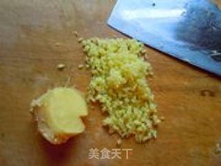 适合新手的韭菜鸡蛋素水饺的做法步骤：8