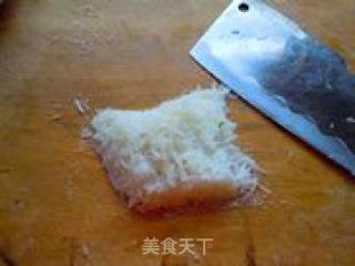 适合新手的韭菜鸡蛋素水饺的做法步骤：9