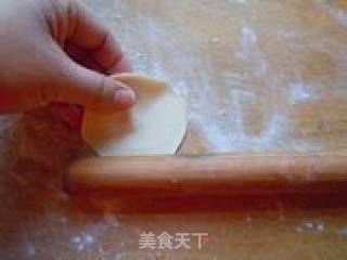 适合新手的韭菜鸡蛋素水饺的做法步骤：19