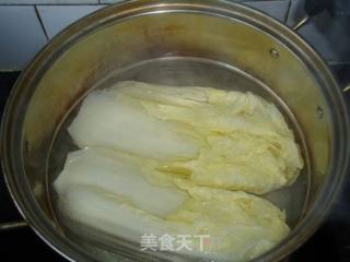 白菜银丝卷的做法步骤：2