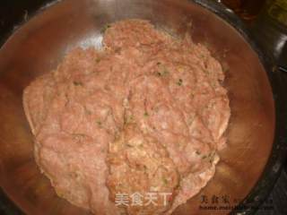 酥炸藕饼的做法步骤：1