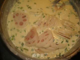 酥炸藕饼的做法步骤：7