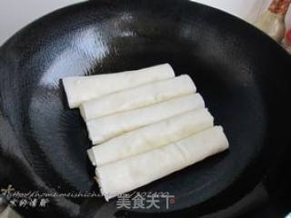 简单易上手，外脆里嫩—脆皮春卷的做法步骤：7