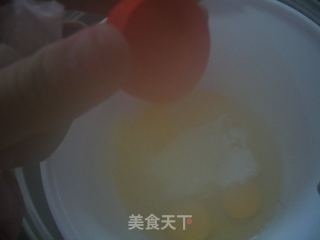 一学就会~超简单海绵蛋糕的做法步骤：1