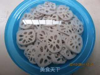 炝莲藕的做法步骤：4