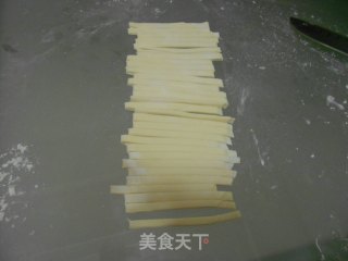 手擀面的做法步骤：4