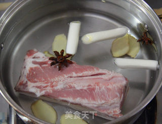 打卤面的做法步骤：1