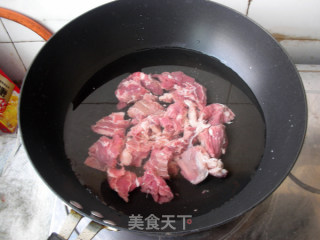咖喱牛肉土豆的做法步骤：2