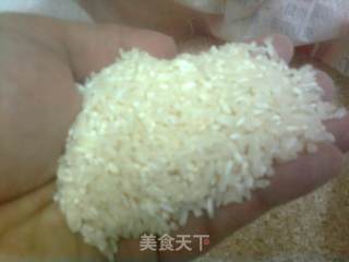 传统水磨拉肠粉的做法步骤：1
