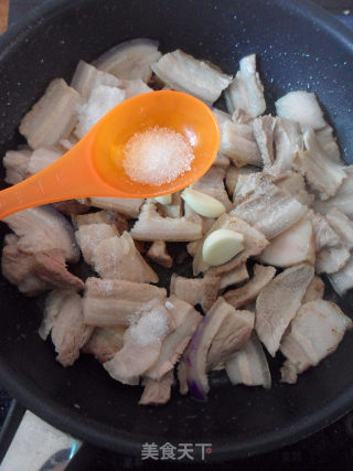 肉控们的最爱【椒块五花肉片儿】的做法步骤：7