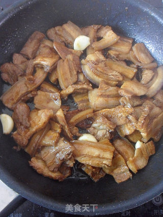 肉控们的最爱【椒块五花肉片儿】的做法步骤：9