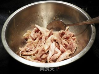 简便手撕盐焗鸡的做法步骤：4