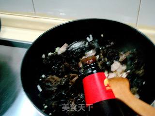 肉片鸡蛋炒西芹的做法步骤：6