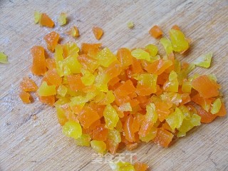 酸甜果仁包的做法步骤：8