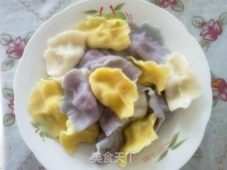 双色水饺的做法步骤：5