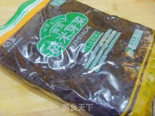 【家庭快手小炒】佐粥小菜---肉末芽菜的做法步骤：1