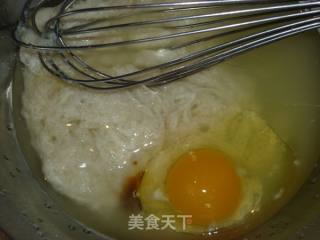 下午茶轻松做：天然酵种胡萝卜丝蛋糕的做法步骤：2