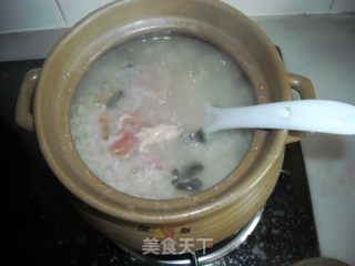 菜干瘦肉淡菜粥的做法步骤：6