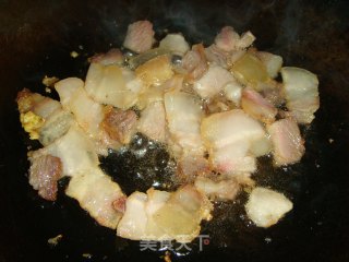 蒜苗炒腊肉的做法步骤：5