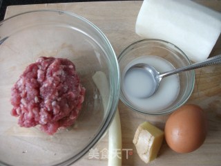 白玉肉丸的做法步骤：1