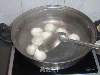 双重鲜味肉汤圆的做法步骤：12