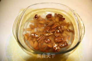 田园时光---杏仁核桃饮的做法步骤：1