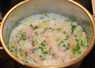 好吃易做的咸肉菜饭的做法步骤：5
