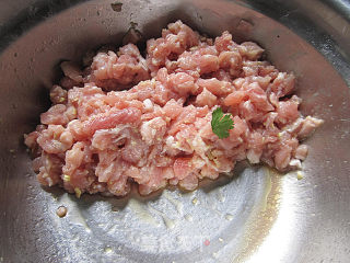 猪肉大白菜包子的做法步骤：2