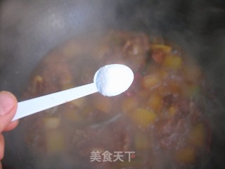 让你不知不觉间多加几碗饭——萝卜海带烧排骨的做法步骤：14