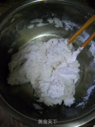 红薯馅芯汤圆的做法步骤：2