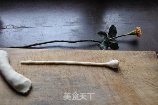 浪漫情人节的DIY巧克力玫瑰的做法步骤：4