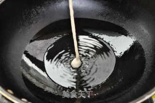 浪漫情人节的DIY巧克力玫瑰的做法步骤：6
